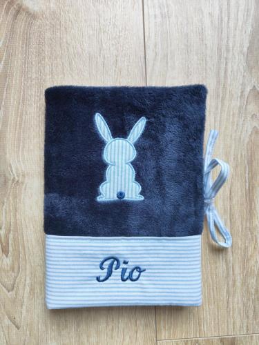 Réalisations de l'Atelier Rosáfil -broderie lapin